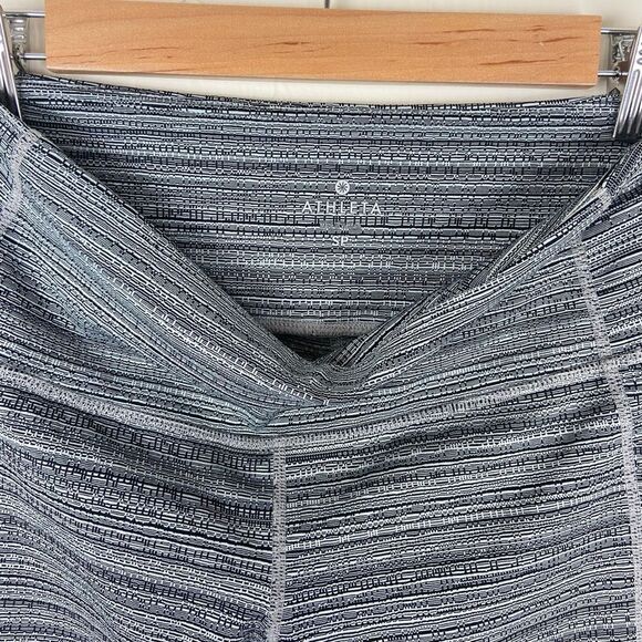 Athleta Jacquard Chaturanga High-Rise Textured Tights - Gray & Black - Picture 8 of 8